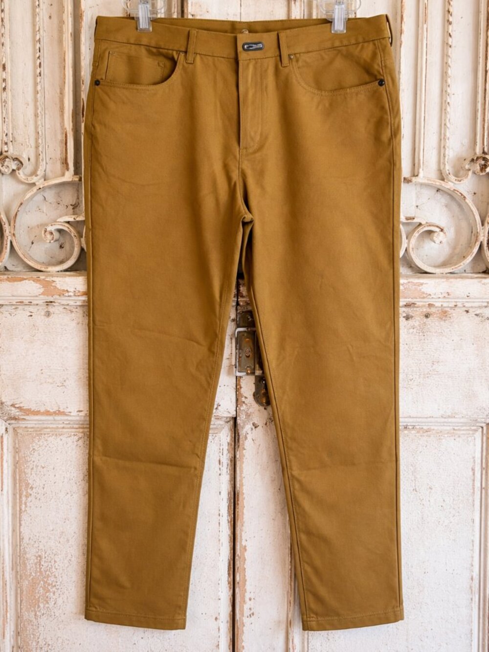 Public Rec Dealmaker Pants Men’s 33x32 Military Khaki Straight Leg NWT